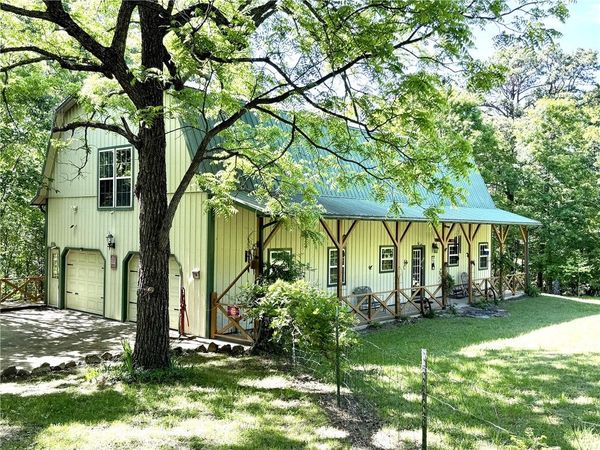 70 County Road 1143, Eureka Springs, AR 72632