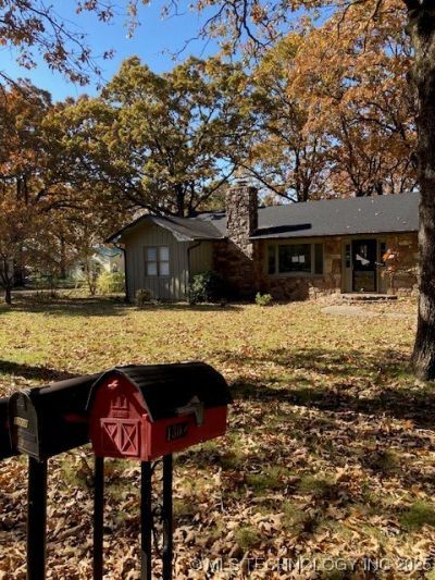 1308 S Hazel Street, Grove, OK 74344 Main Photo