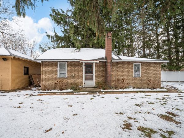 318 S Whittaker Street, New Buffalo, MI 49117
