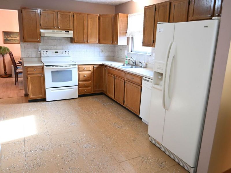 495 Courtland Lane, Pickerington, OH 43147 Photo 11