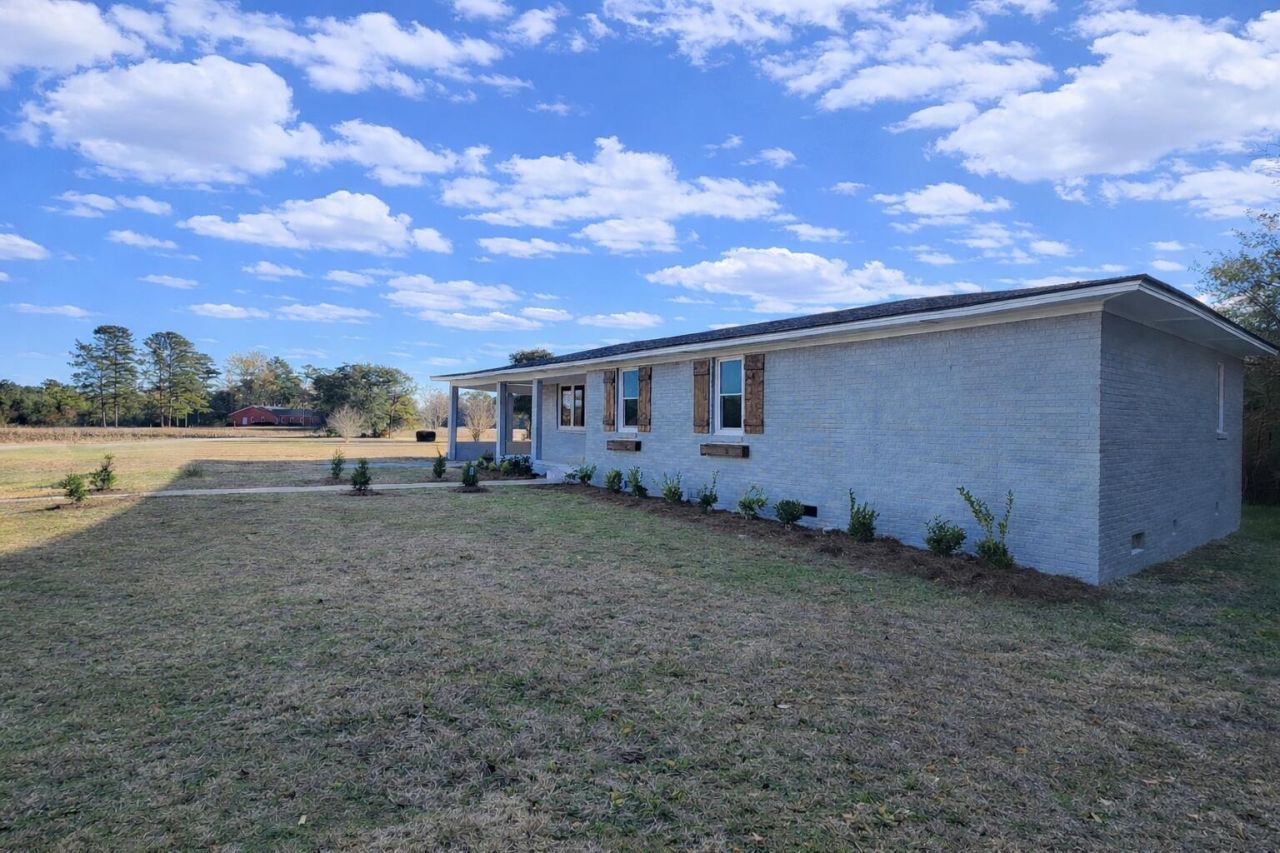 1142 Pearson Road Photo 6