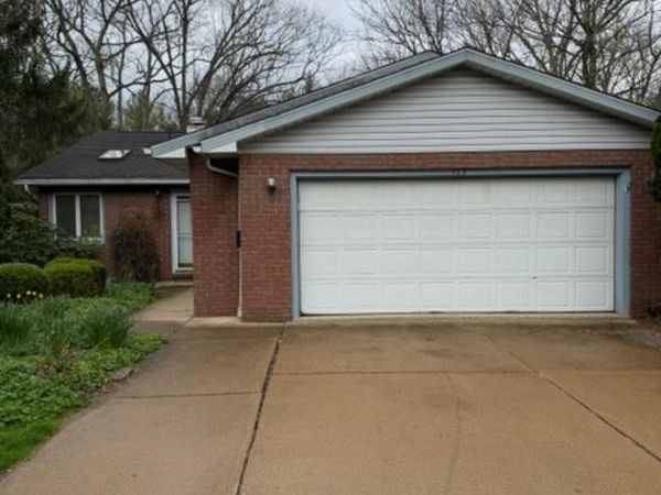 588 Forest Creek Drive, Wooster, OH 44691