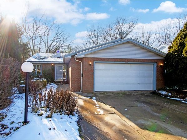 588 Forest Creek Drive, Wooster, OH 44691