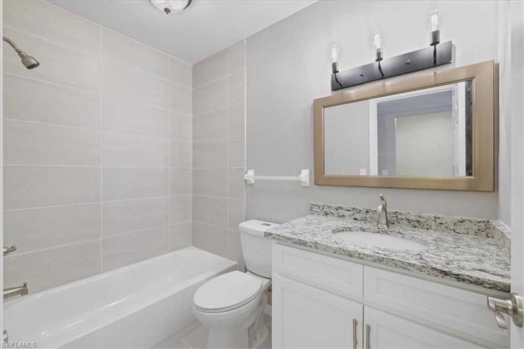 3225 E Riverside Dr, Unit 63-F, Fort Myers, FL 33905 Photo