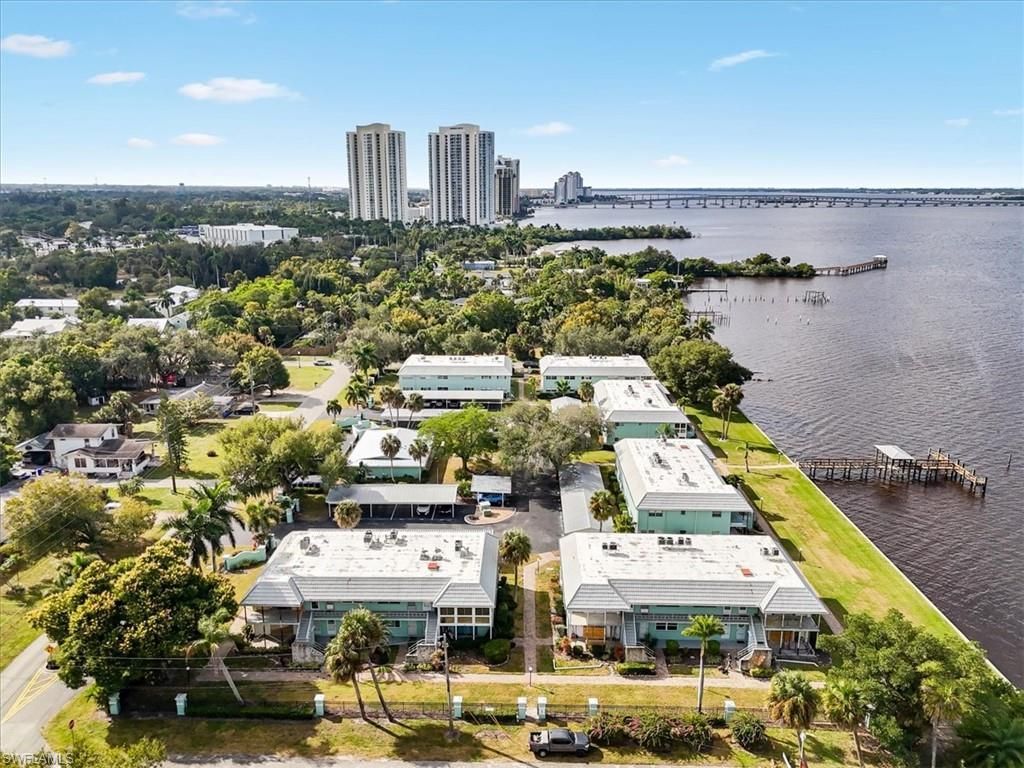 3225 E Riverside Dr, Unit 63-F, Fort Myers, FL 33905 Photo