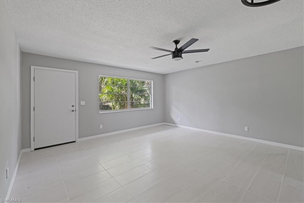 3225 E Riverside Dr, Unit 63-F, Fort Myers, FL 33905 Photo