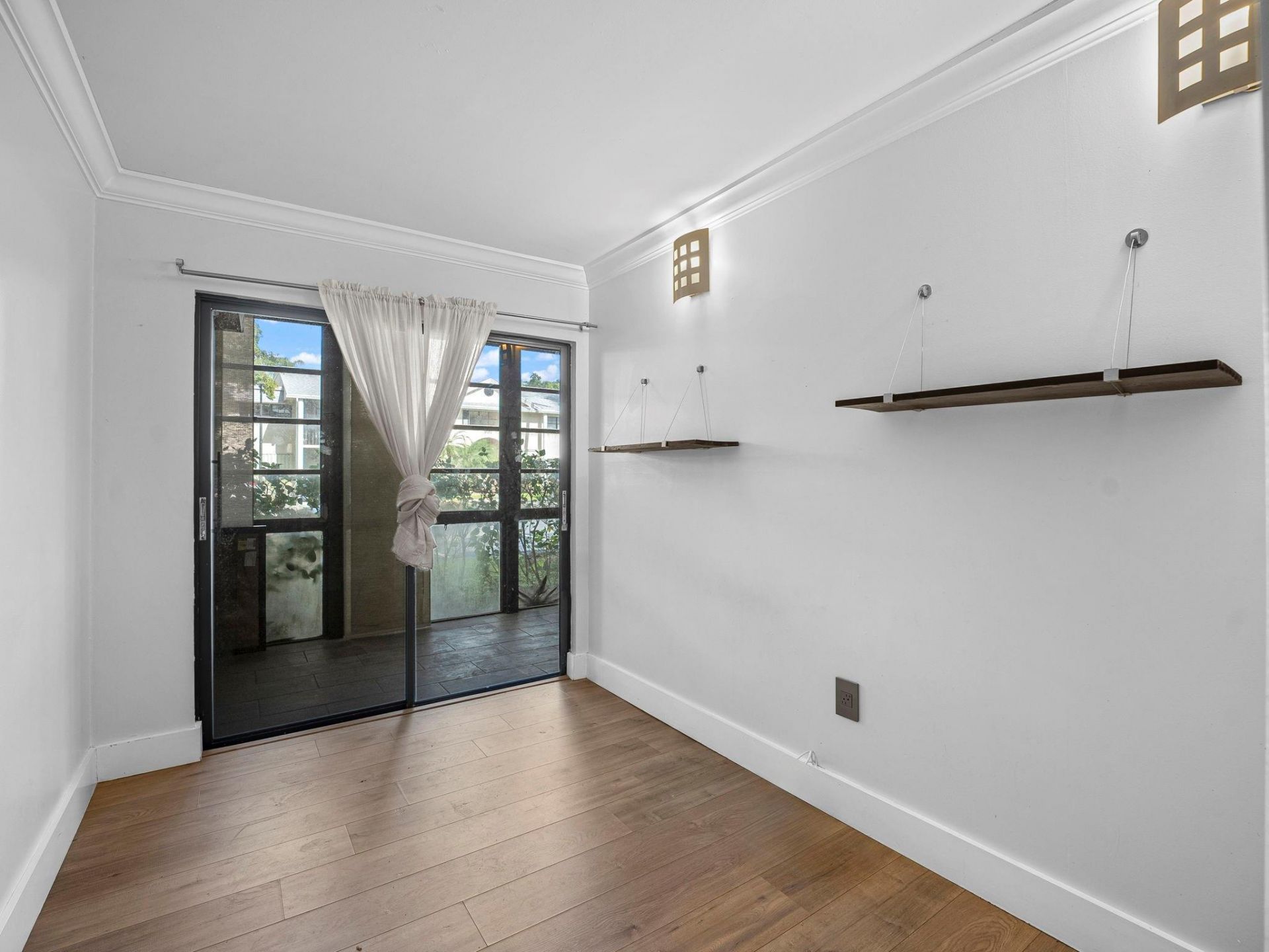 Please Call For Address, Miami, FL 33179 Photo