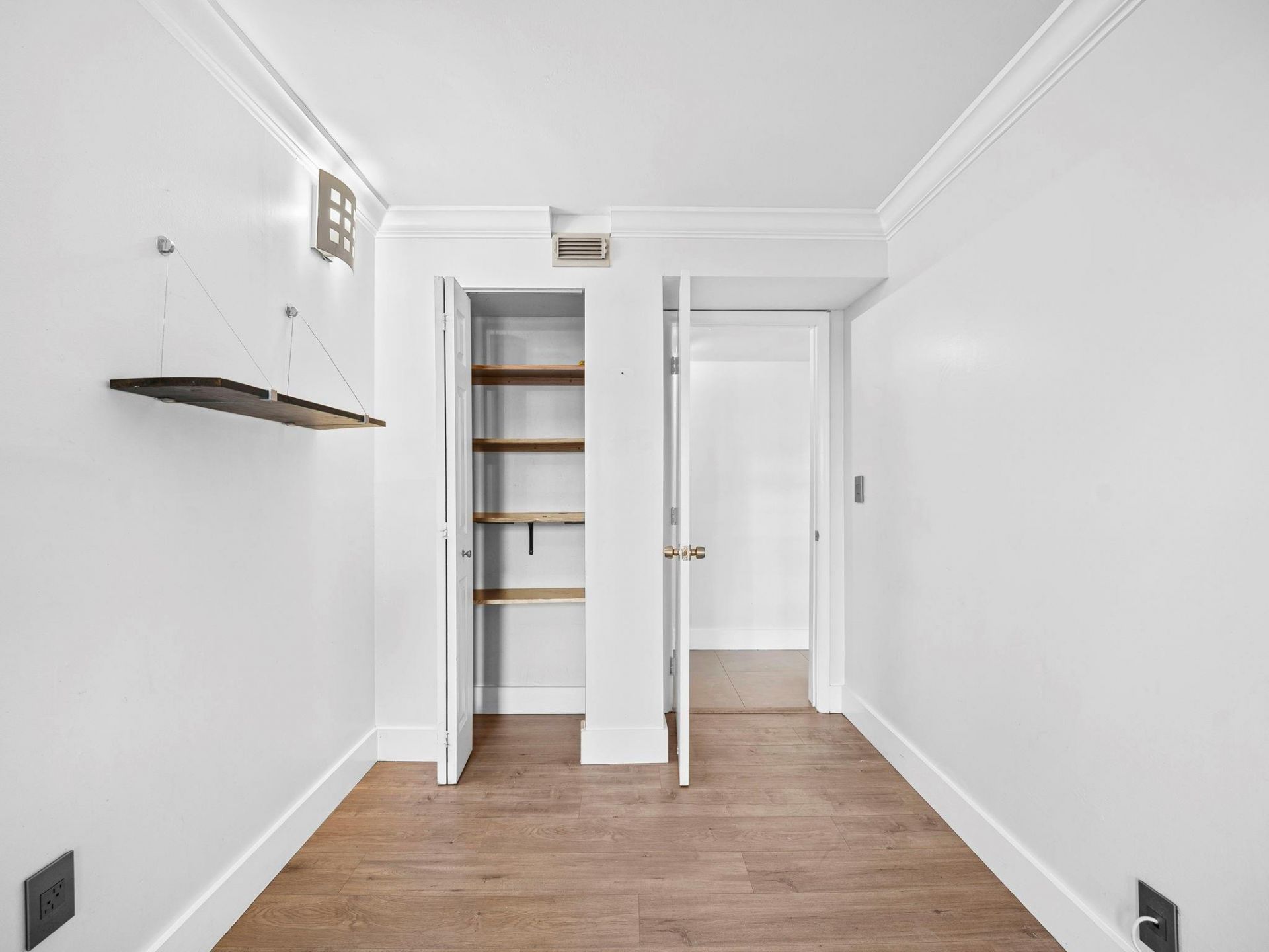 Please Call For Address, Miami, FL 33179 Photo