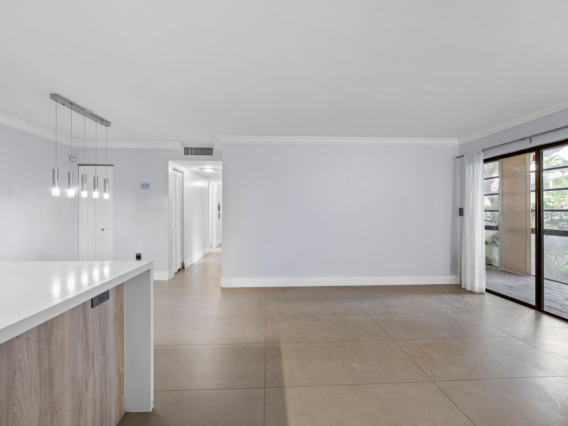 Please Call For Address, Miami, FL 33179 Photo