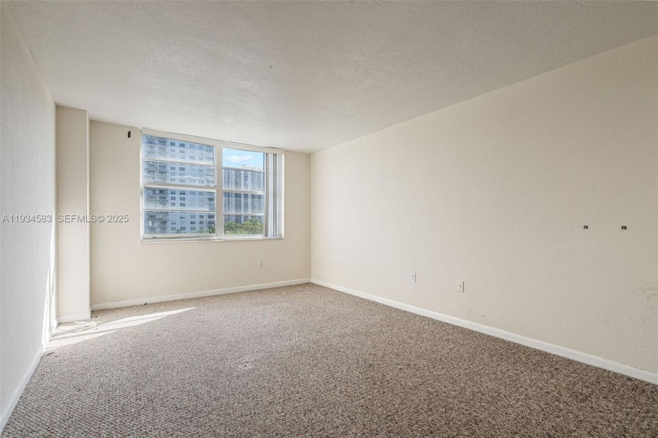 2801 NE 183rd St, Unit 510W, Aventura, FL 33160 Photo