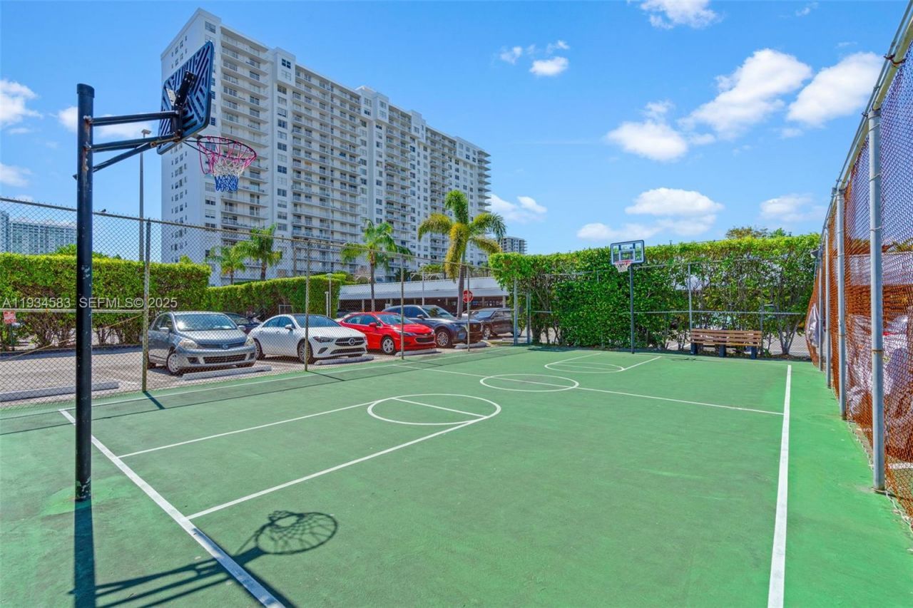 2801 NE 183rd St, Unit 510W, Aventura, FL 33160 Photo