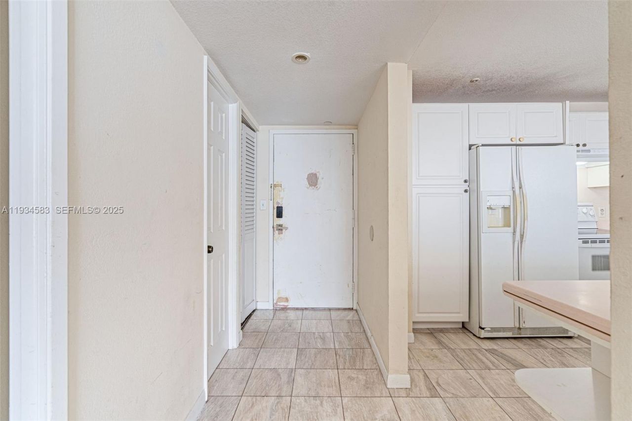 2801 NE 183rd St, Unit 510W, Aventura, FL 33160 Photo