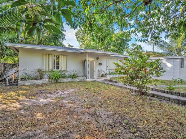 16234 NE 9th Ct, North Miami Beach, FL 33162