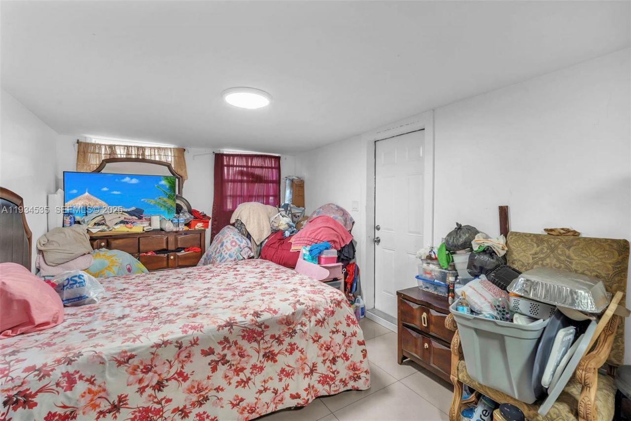 16234 NE 9th Ct , North Miami Beach, FL 33162 Photo