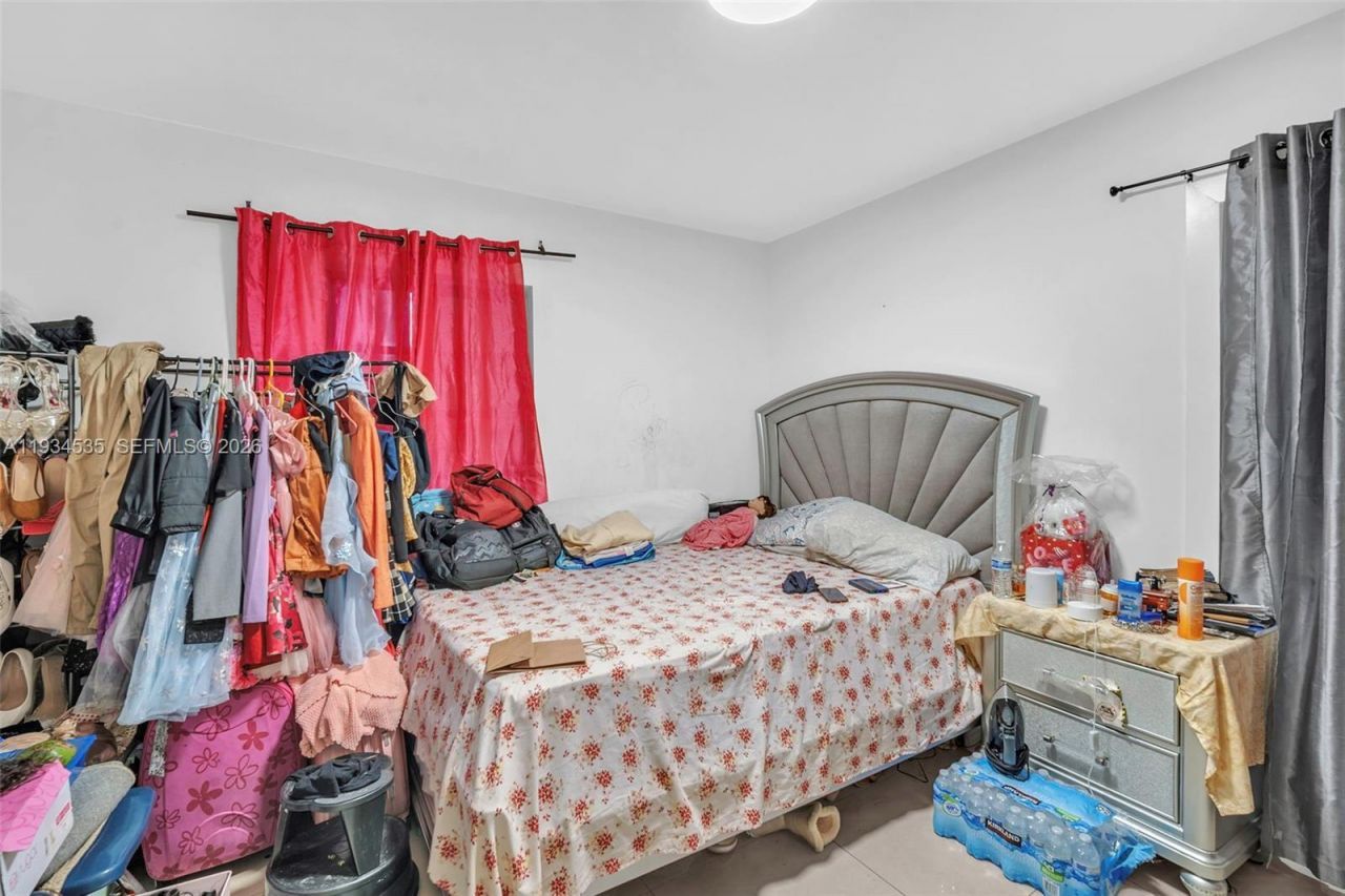 16234 NE 9th Ct, North Miami Beach, FL 33162 Photo