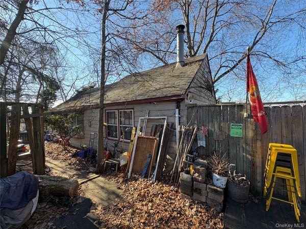 186 S Route 303, Congers, NY 10920