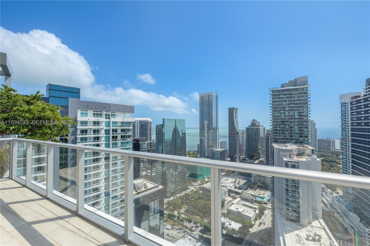 1100 S Miami Ave , Unit 1706, Miami, FL 33130 Photo