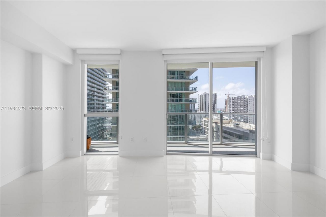 1100 S Miami Ave , Unit 1706, Miami, FL 33130 Photo