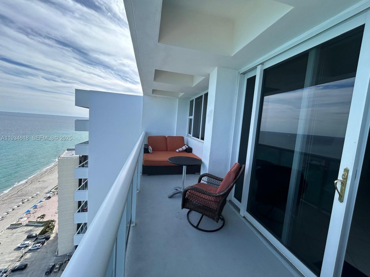 3140 S Ocean Dr, Unit PH6, Hallandale Beach, FL 33009 Photo