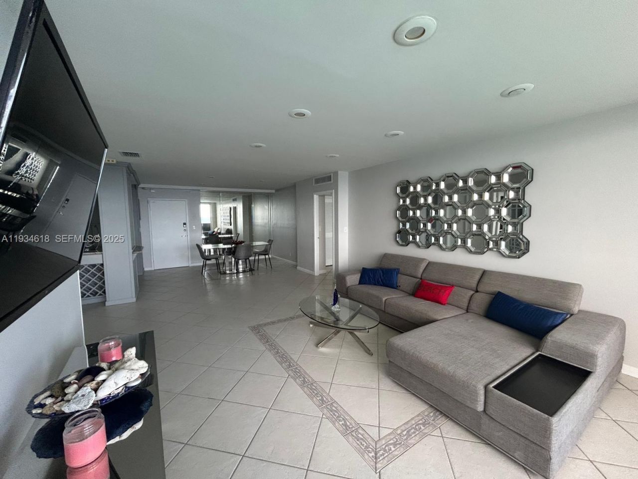 3140 S Ocean Dr, Unit PH6, Hallandale Beach, FL 33009 Photo