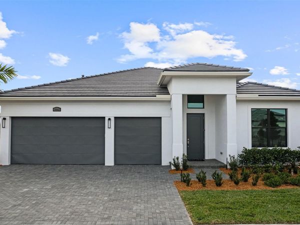 13662 SE Grovewood Drive, Port St. Lucie, FL 34984