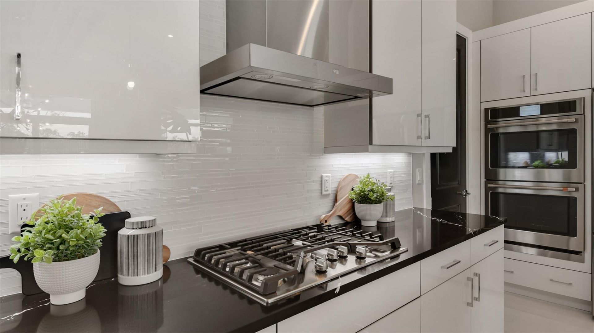 13662 SE Grovewood Drive, Port Saint Lucie, FL 34984 Photo