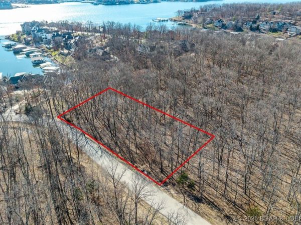 Lot 223 and 224 Brookhaven Lane , Villages, MO 65037