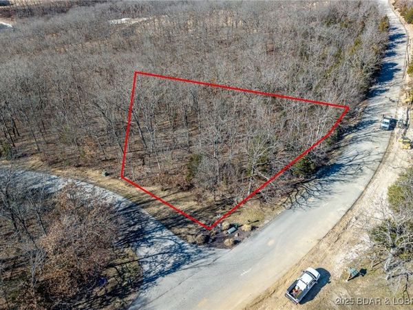 Lot 401 East Lake Parkway, Villages, MO 65037