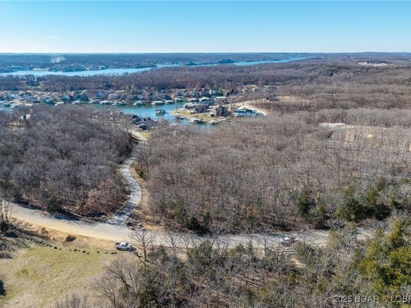 Lot 401 East Lake Parkway, Villages, MO 65037