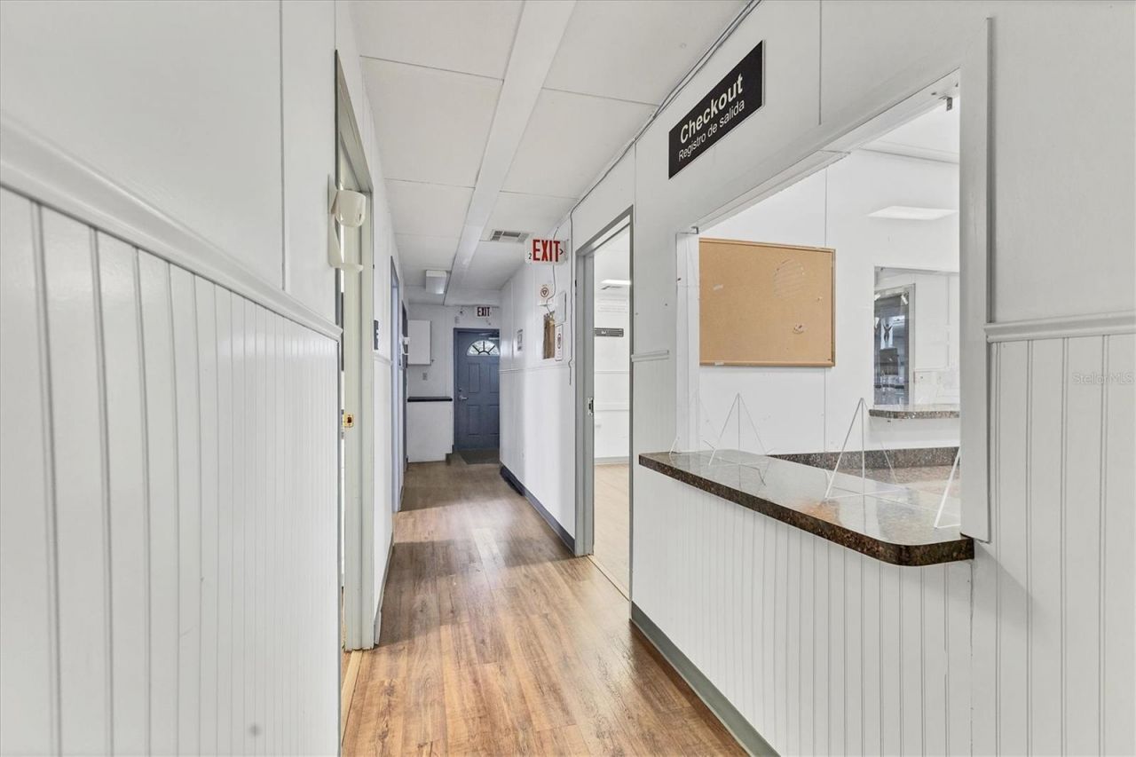 37220 Glenwood Avenue, Myakka City, FL 34251 Photo