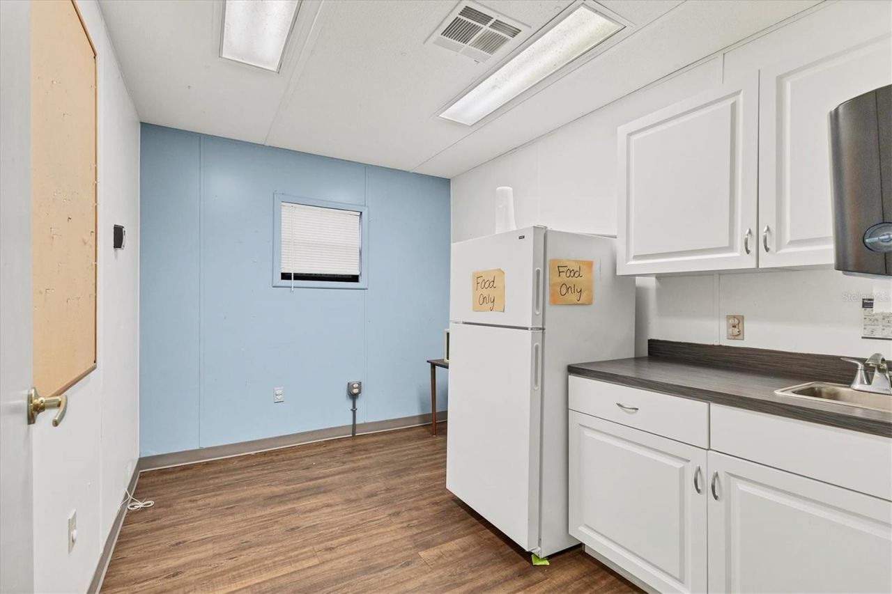 37220 Glenwood Avenue, Myakka City, FL 34251 Photo