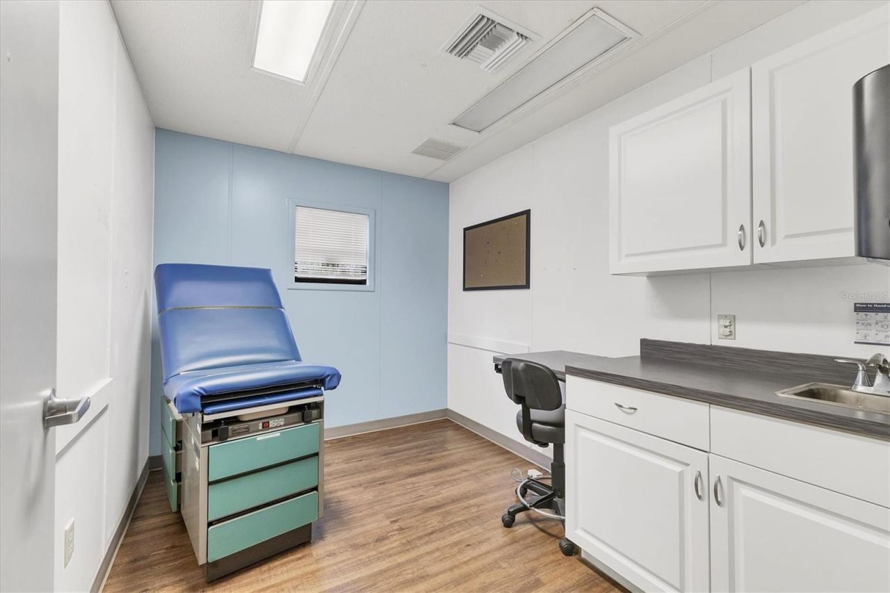 37220 Glenwood Avenue, Myakka City, FL 34251 Photo