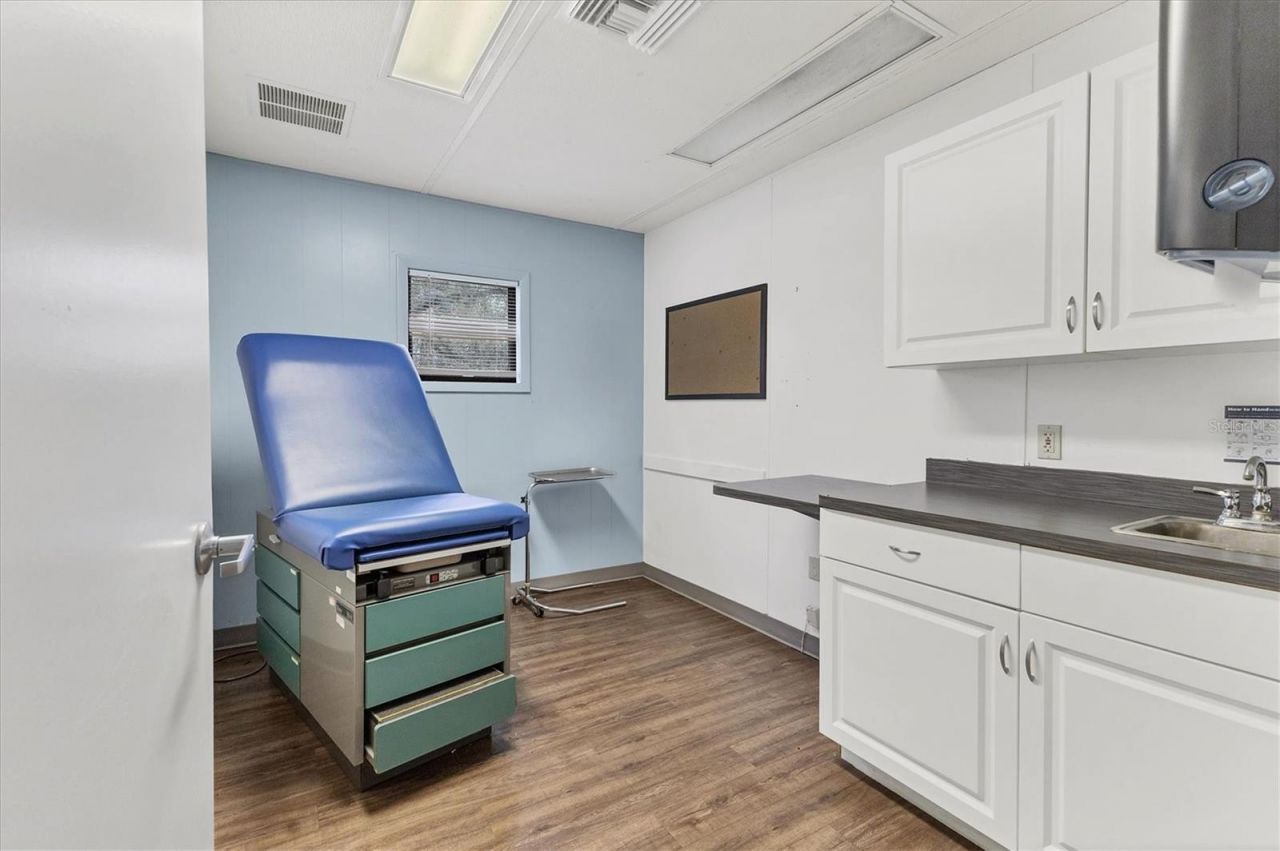 37220 Glenwood Avenue, Myakka City, FL 34251 Photo