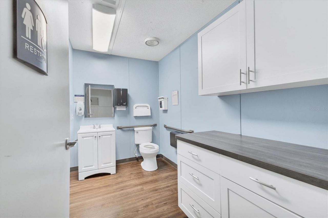 37220 Glenwood Avenue, Myakka City, FL 34251 Photo