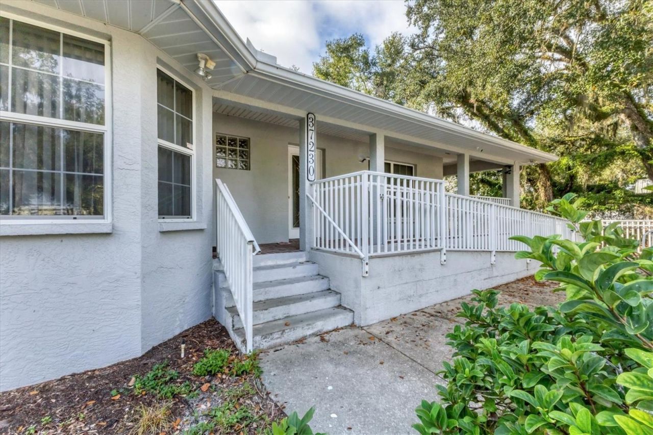 37220 Glenwood Avenue, Myakka City, FL 34251 Photo