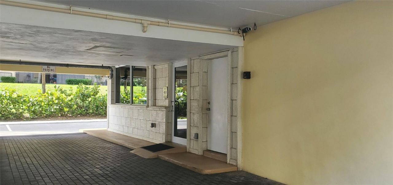 1161 Hillsboro Mile, Unit 506, Hillsboro Beach, FL 33062 Photo