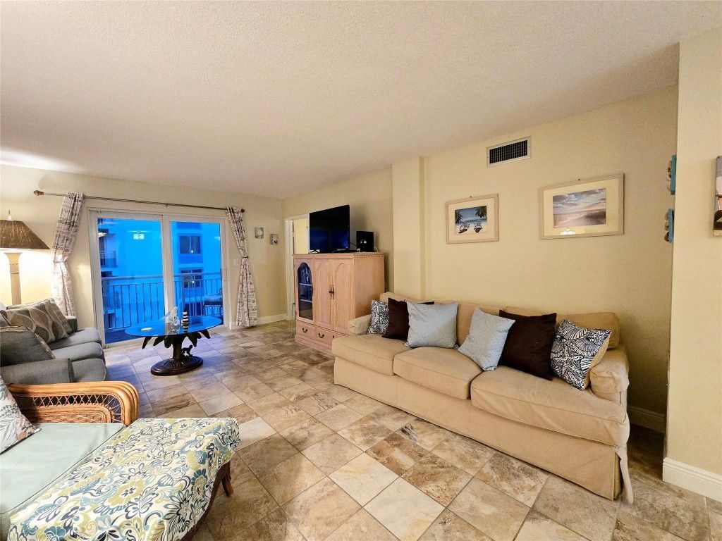 1161 Hillsboro Mile, Unit 506, Hillsboro Beach, FL 33062 Photo