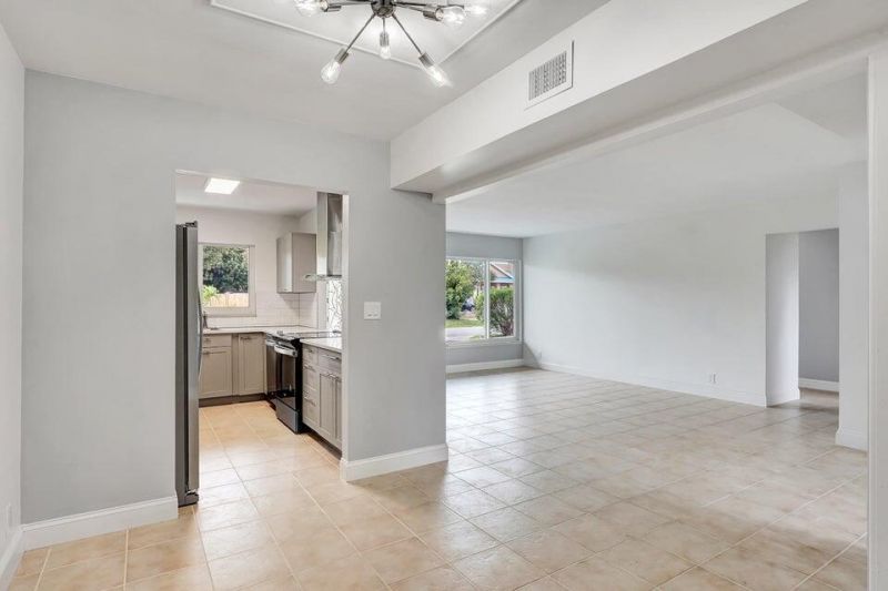 208 NW 1st Street, Boynton Beach, FL 33435 Photo