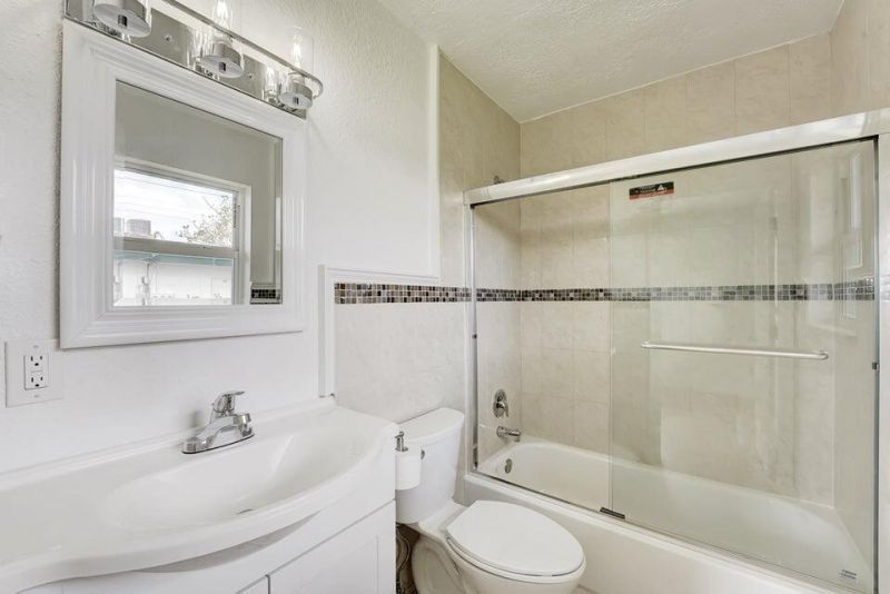 208 NW 1st Street, Boynton Beach, FL 33435 Photo