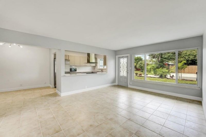 208 NW 1st Street, Boynton Beach, FL 33435 Photo