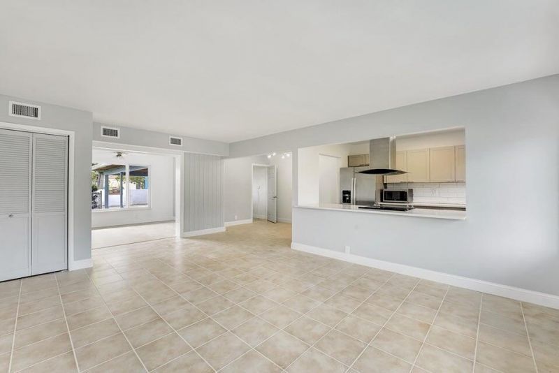 208 NW 1st Street, Boynton Beach, FL 33435 Photo