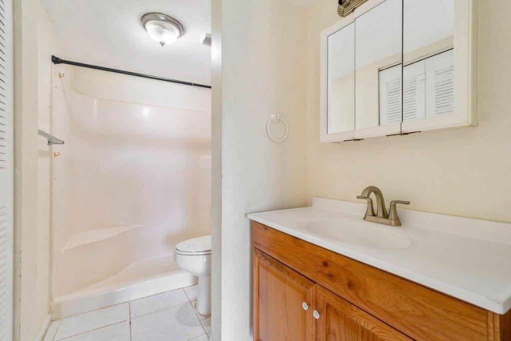 6736 Palmetto Circle S, Unit 105, Boca Raton, FL 33433 Photo