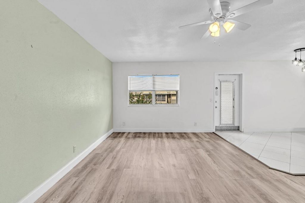 365 Flanders, Unit H, Delray Beach, FL 33484 Photo