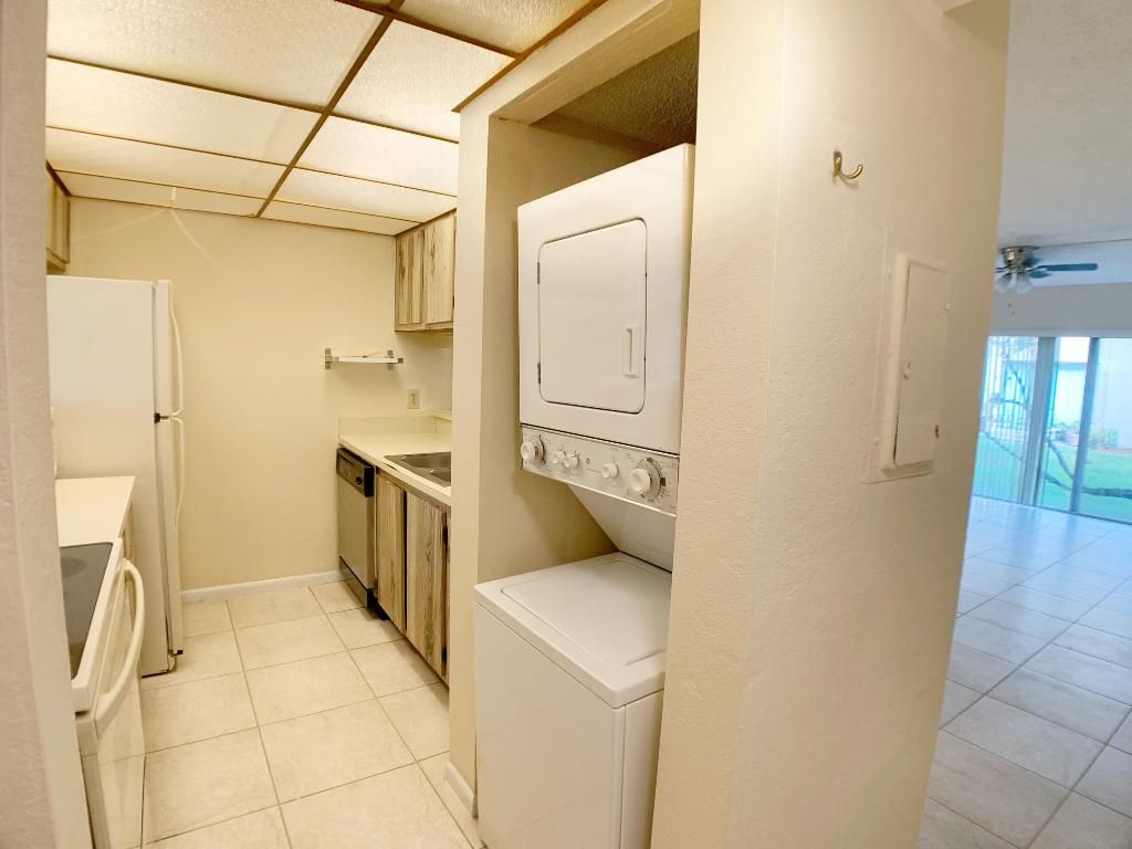 3207 NW 103rd Terrace, Unit 104-C, Coral Springs, FL 33065 Photo