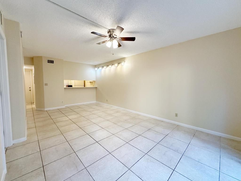 3207 NW 103rd Terrace, Unit 104-C, Coral Springs, FL 33065 Photo