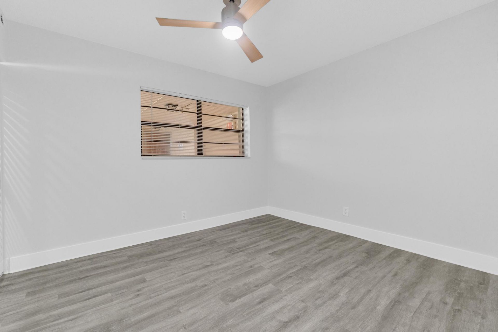 200 Jacaranda Country Club Dr, Unit 3c, Plantation, FL 33324 Photo