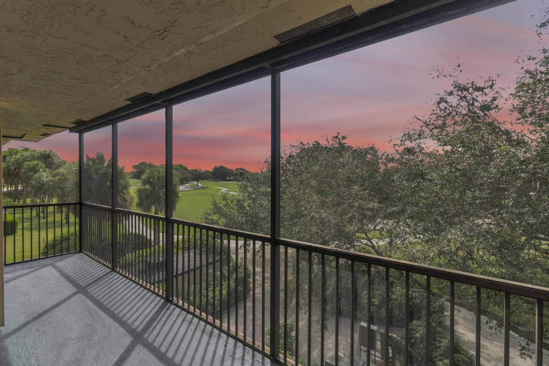 200 Jacaranda Country Club Dr, Unit 3c, Plantation, FL 33324 Photo