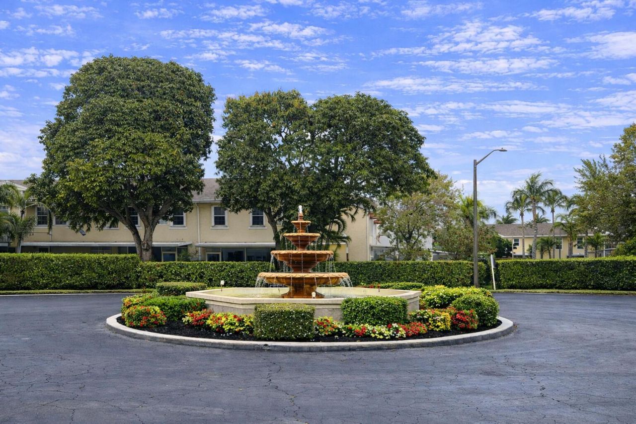 141 Waterside Drive, Unit 141, Hypoluxo, FL 33462 Photo