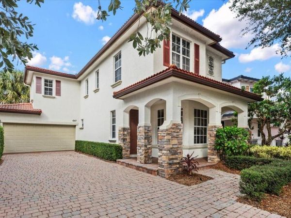 647 Castle Drive, Palm Beach Gardens, FL 33410