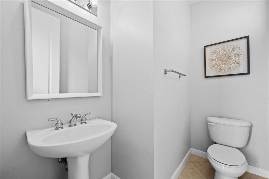 647 Castle Drive, Palm Beach Gardens, FL 33410 Photo